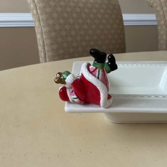 Christmas Santa With Jingle Bells Platter Decoration - Tumbling 🔔 - Picture 3 of 6
